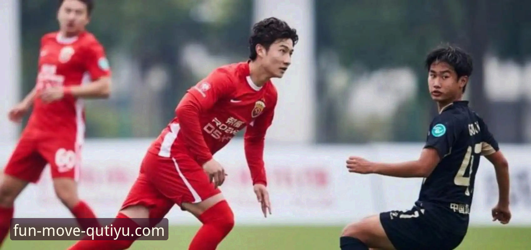 趣体育登录 青岛海牛3-1上海海港战术复盘教程:从阵容部署到逆转取胜的完整操作指南